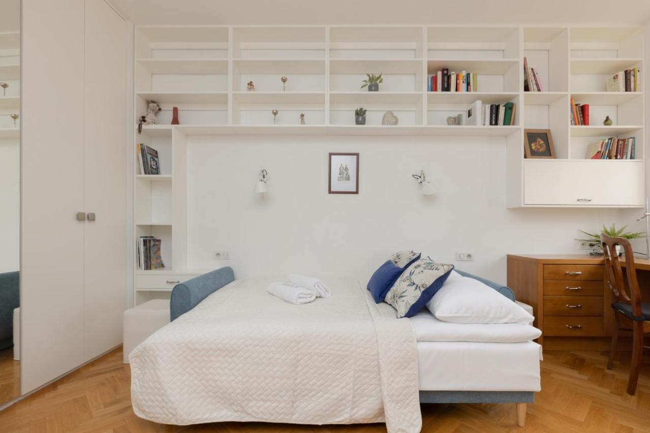 Koszykowa Sunny Studio By Noclegi Renters وارسو المظهر الخارجي الصورة