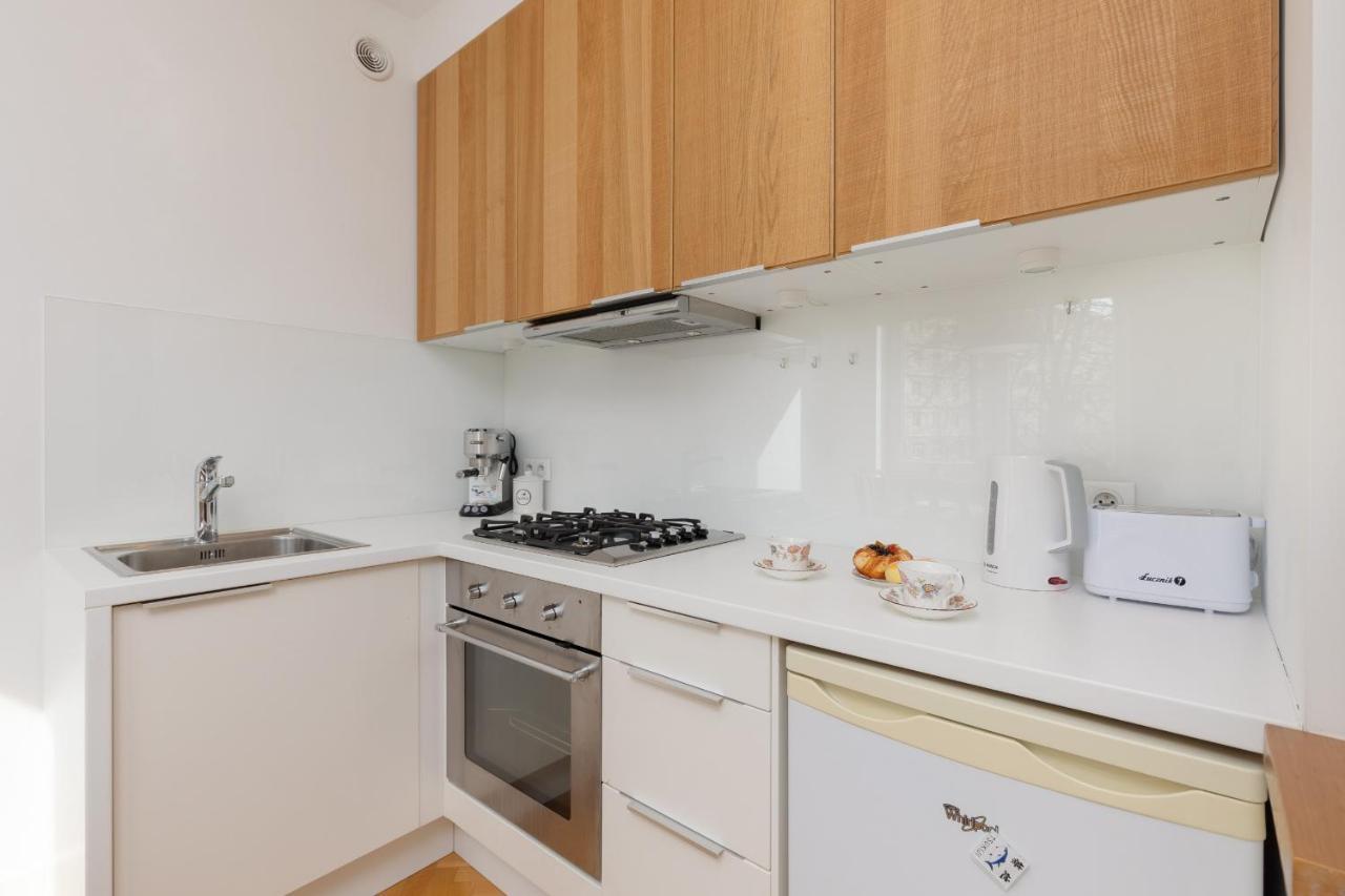 Koszykowa Sunny Studio By Noclegi Renters وارسو المظهر الخارجي الصورة